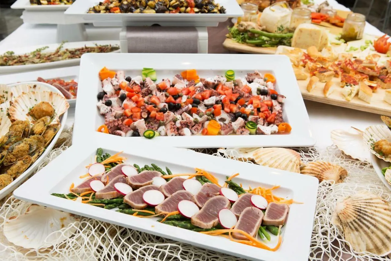 Hotel Continental Rimini 4*,  Italy