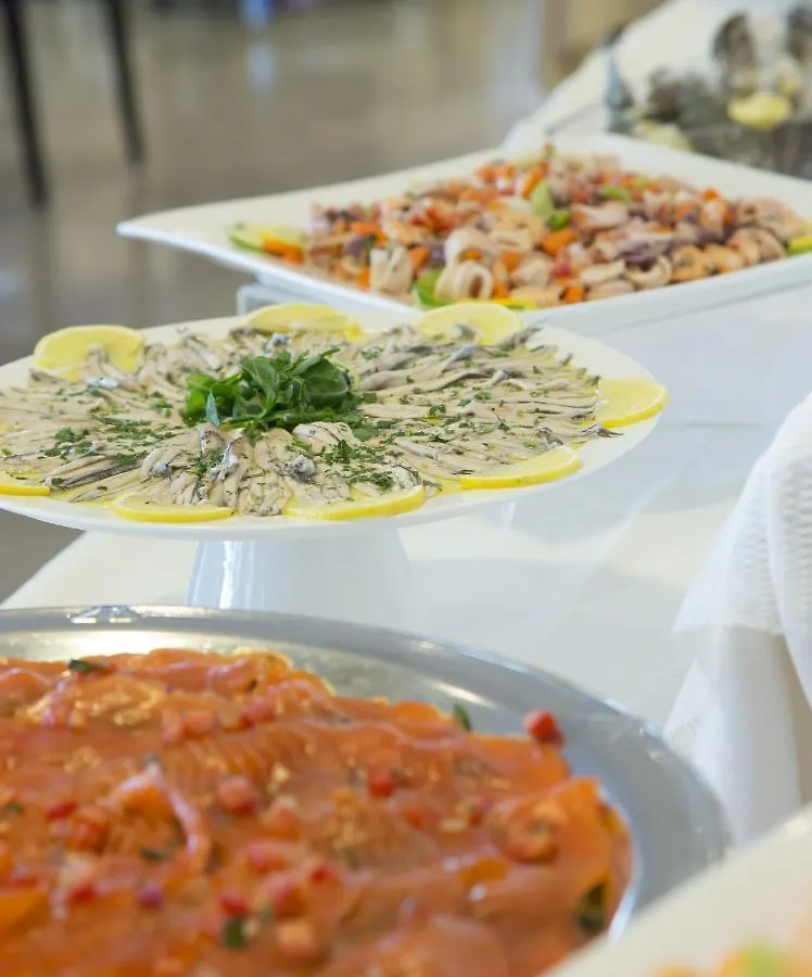 Hotel Continental Rimini 4*,