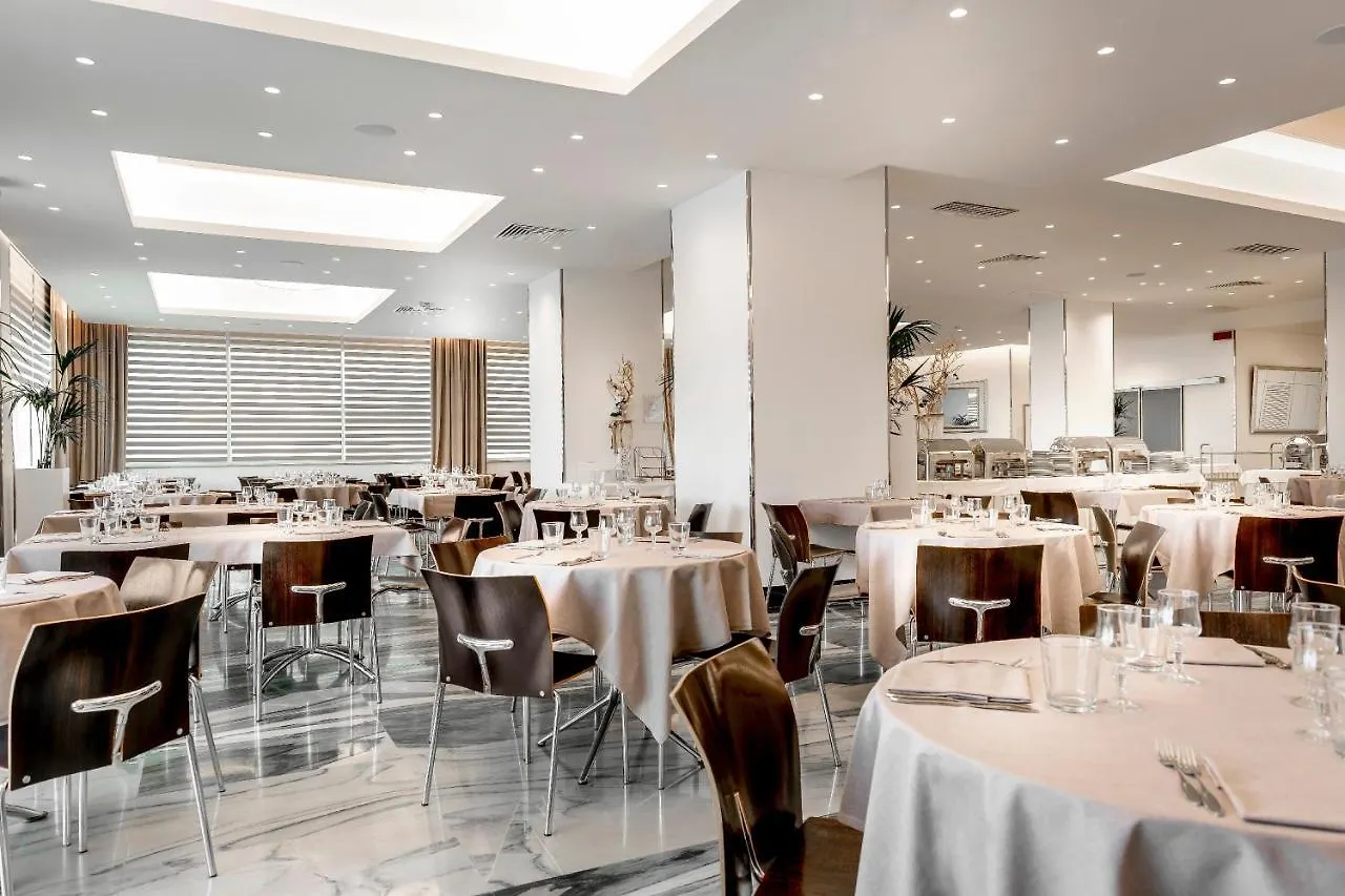Hotel Continental Rimini 4*,  Italy