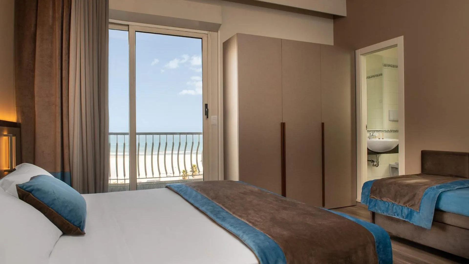 Hotel Continental Rimini