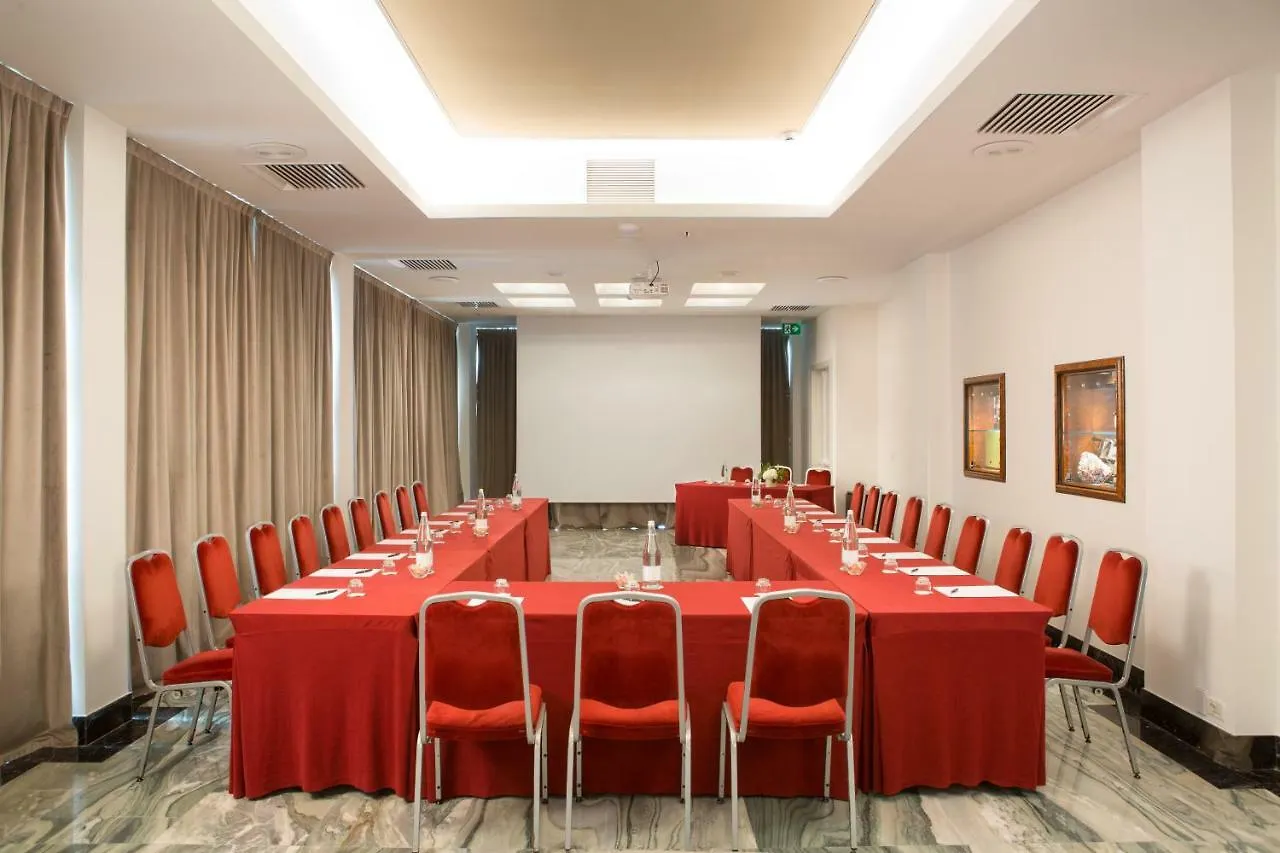 Hotel Continental 리미니